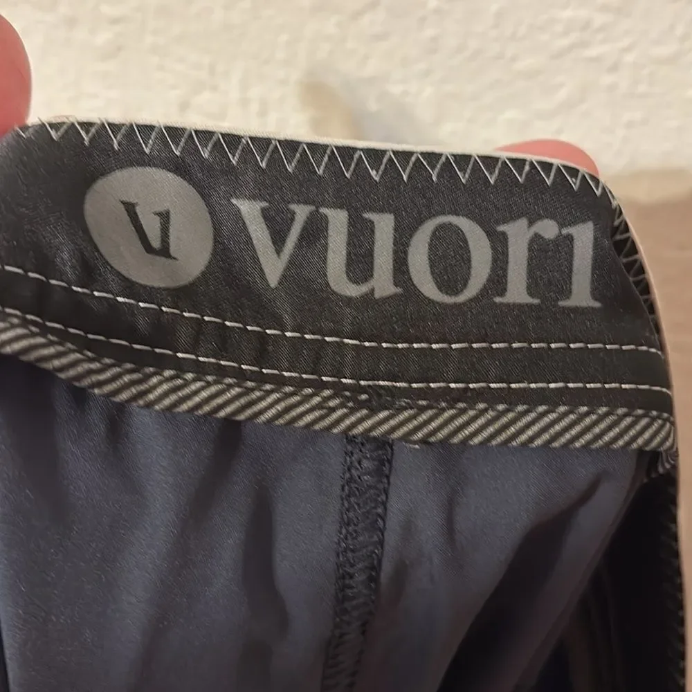 Vuori Cruise Board Shorts Size 38